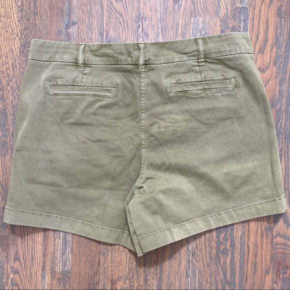 J. Crew Classic Chino Short - Picture 2 of 6